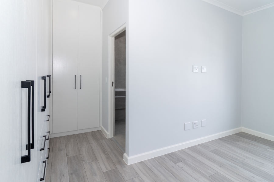 3 Bedroom Property for Sale in Sandown Western Cape